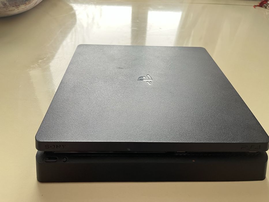 PlayStation4 Slim