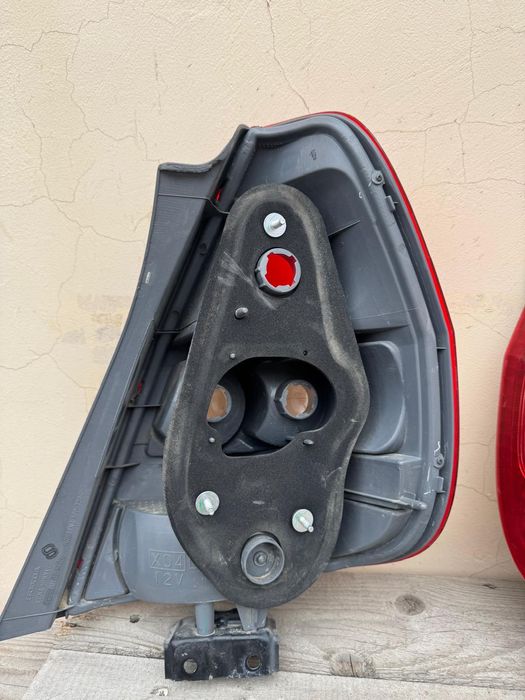 Far și tripla Honda Jazz