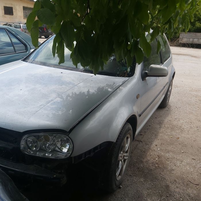 Фолксваген Голф 4 1.9 ТДИ 90 к.с и 110 к.с и 1.4I 2001 g.