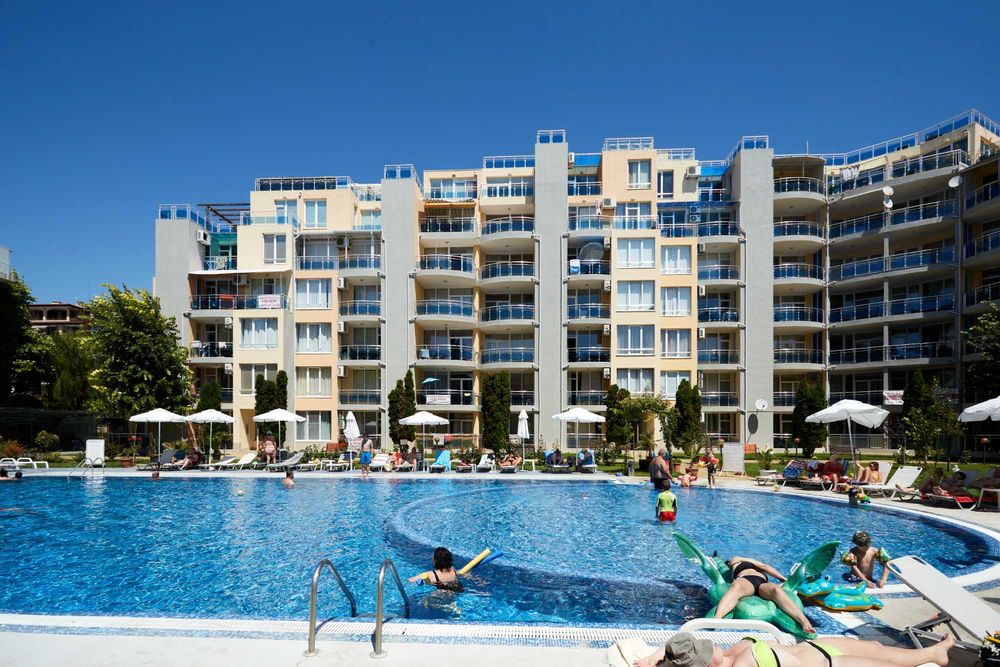 Дава се под наем луксозно студио в комплекс Оазис, Равда