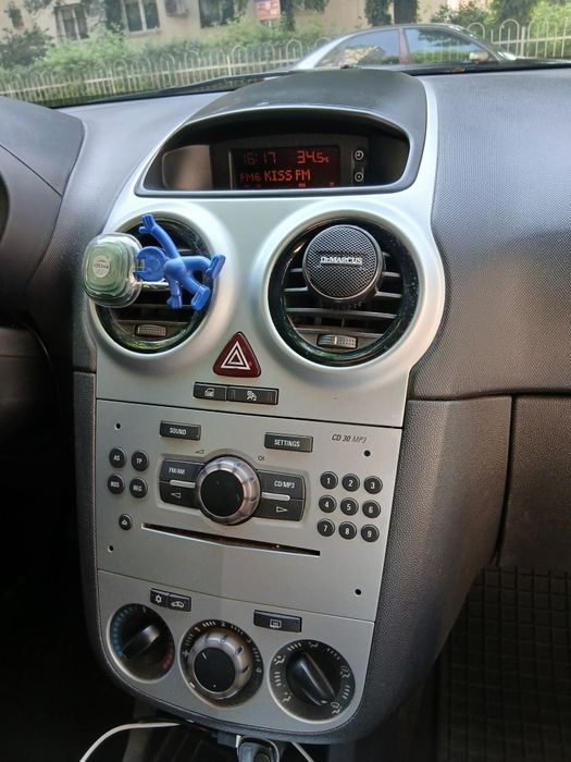 Auto Opel Corsa D