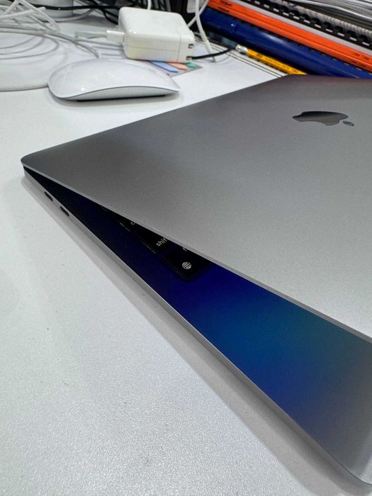 MacBook Pro M1 13
