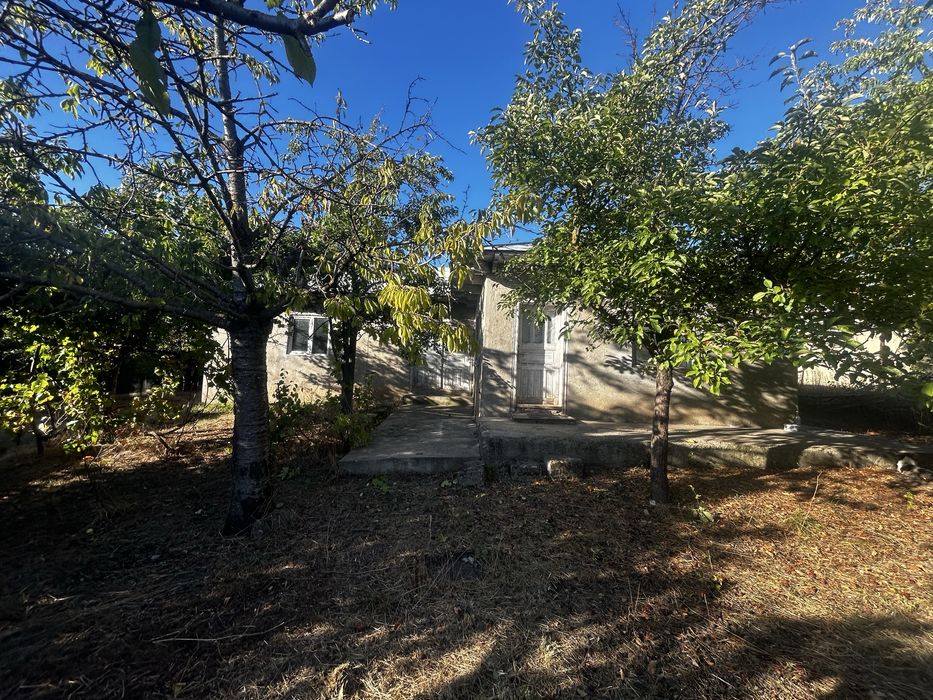 Teren 1.500 mp+ casa 75 mp – CUCA, GALAȚI