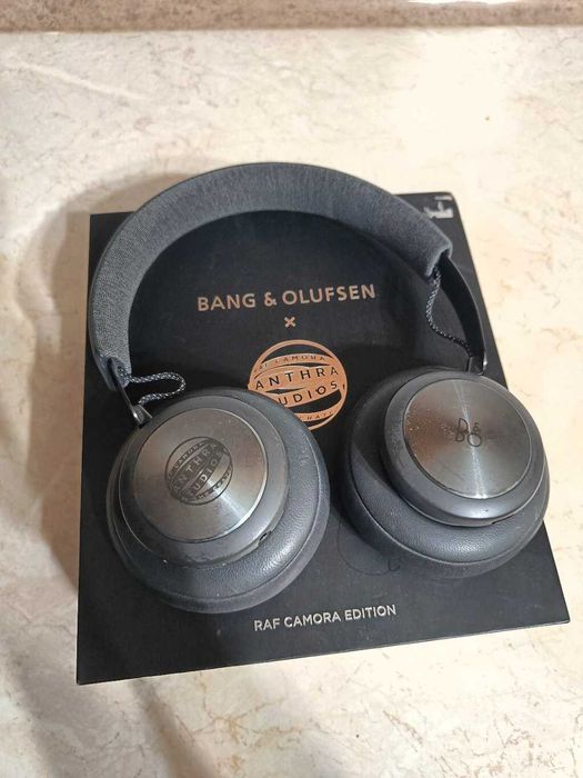 Bang & Olufsen H4 Raf Camora edition