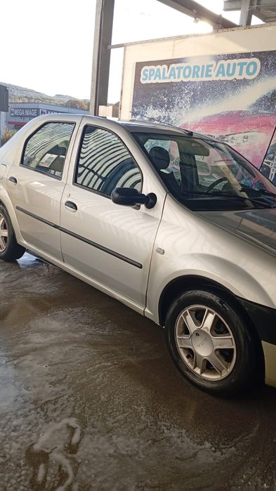 Dacia Logan 1.6 MPI • 2004 • 141.000 km • AC • Geamuri electrice