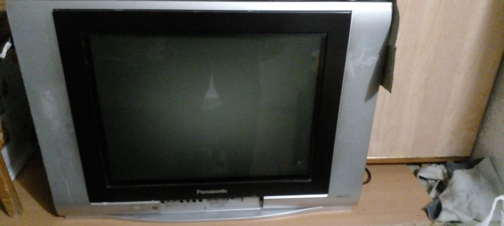 Телевизор Панасоник