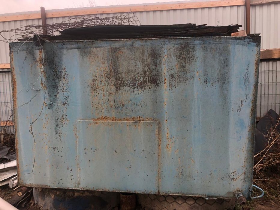 Продам железный бак для воды