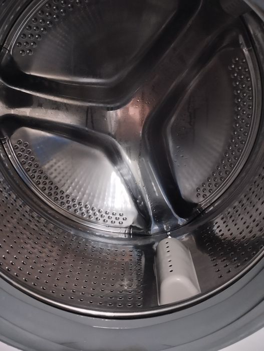 Продам стиральную машину