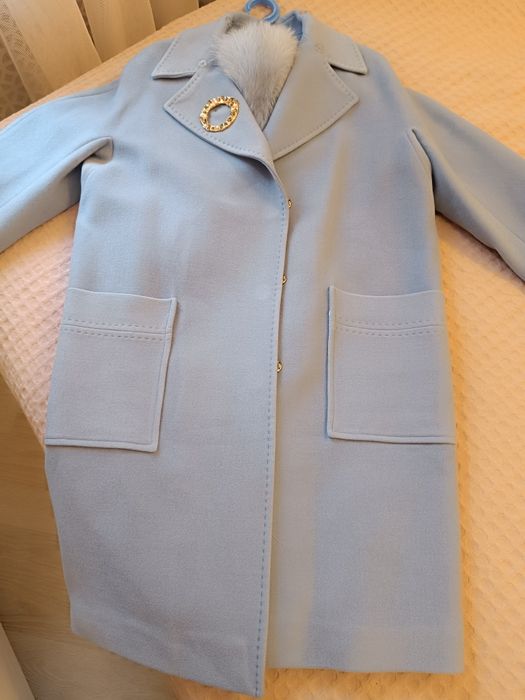 Продается пальто