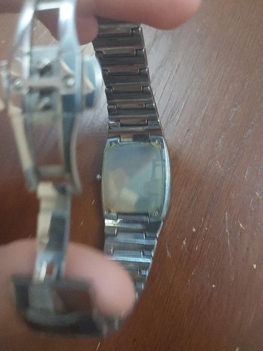 Rado jubile qol soat