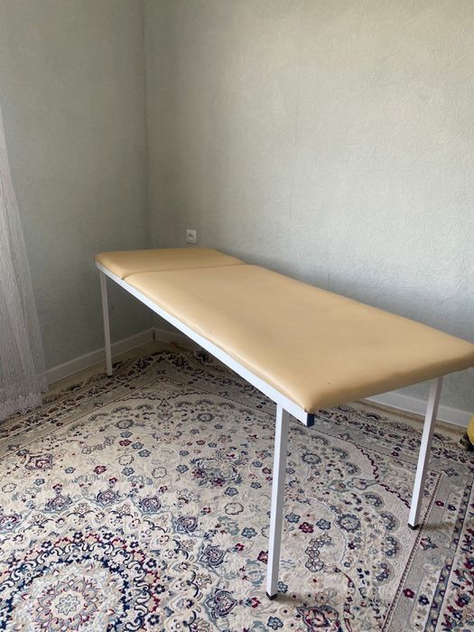 Кушетка в отличном состояний