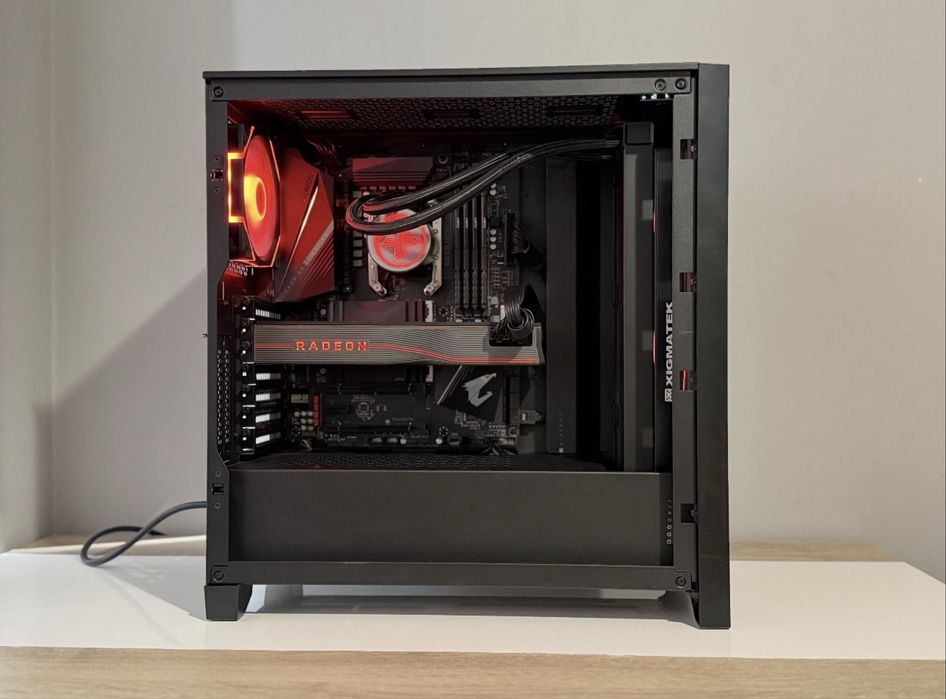 Геймьрски компютьр Ryzen 5 5600х, RX5700XT, 32GB, водно охлаждане