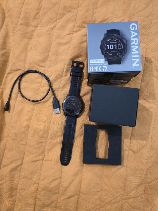 Garmin Fenix 7x sapphire solar