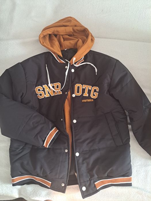 Продам зимнюю куртку