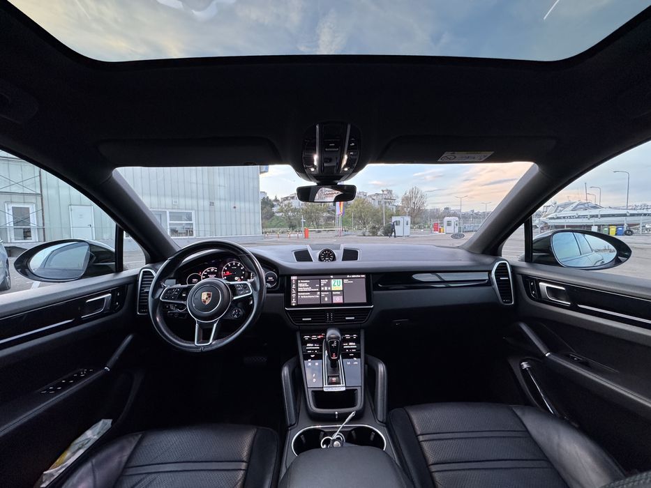 Porsche Cayenne Coupe 340 cp , Fara Daune , Variante