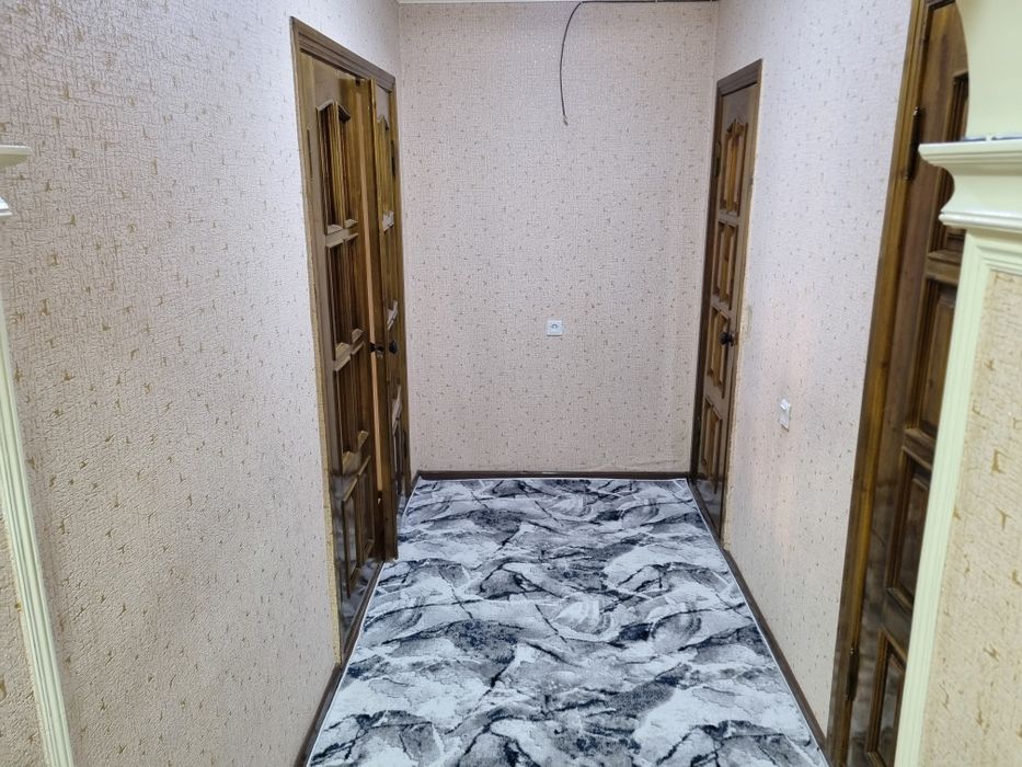 Chorsu bozor 2 xonali kvartira