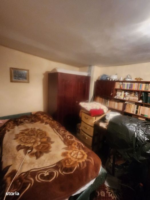 Casa cu 3 camere in cartier CFR