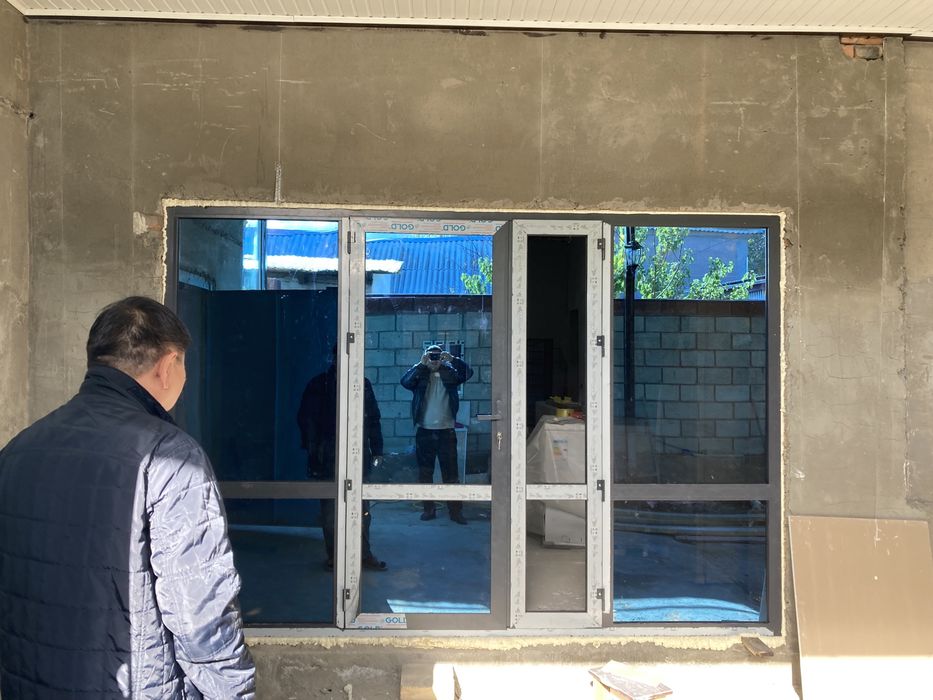 Окна и двери витражи