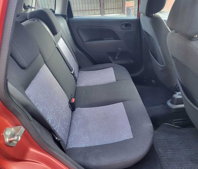Ocazie 98000 km ford fiesta facelift 1.4 75 cp  consum 4% factura si garantie
