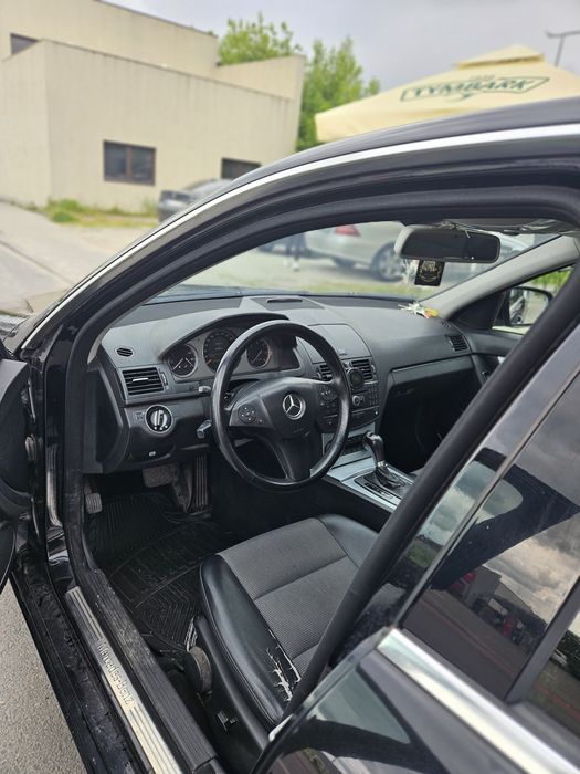 Mercedes C320 CDI 2008 Variante +/-