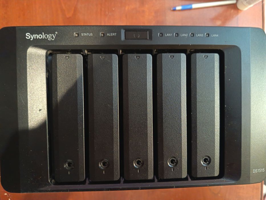 Network Storage Synology DS1515