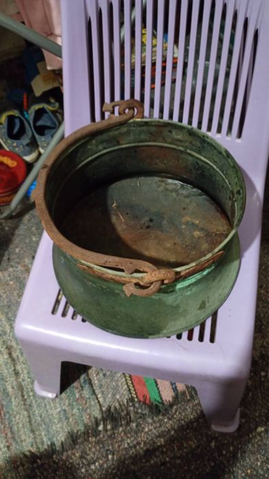 Медни съдове автентични