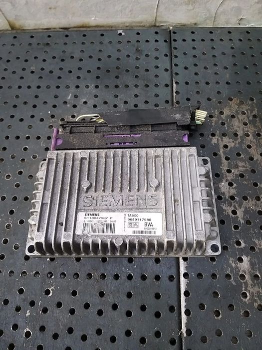 Calculator cutie automata 2.0 hdi citroen c5 9649117580 8200031512 s118047507f