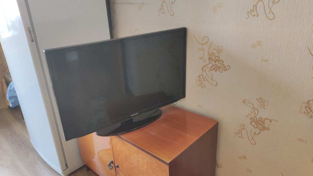 Телевизор samsung