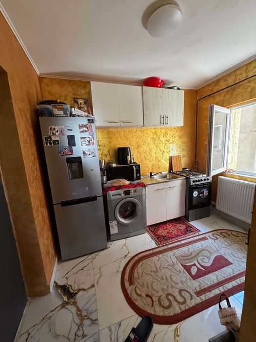 Vand Apartament 4 camere