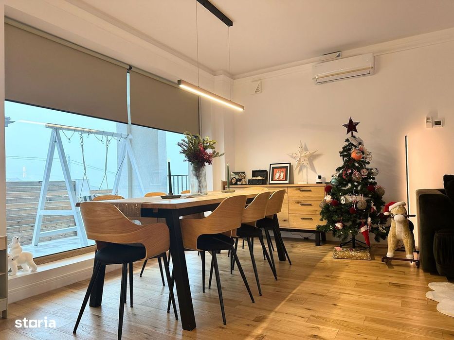 Casă modernă clasa A cu garaj încălzit și panouri solare