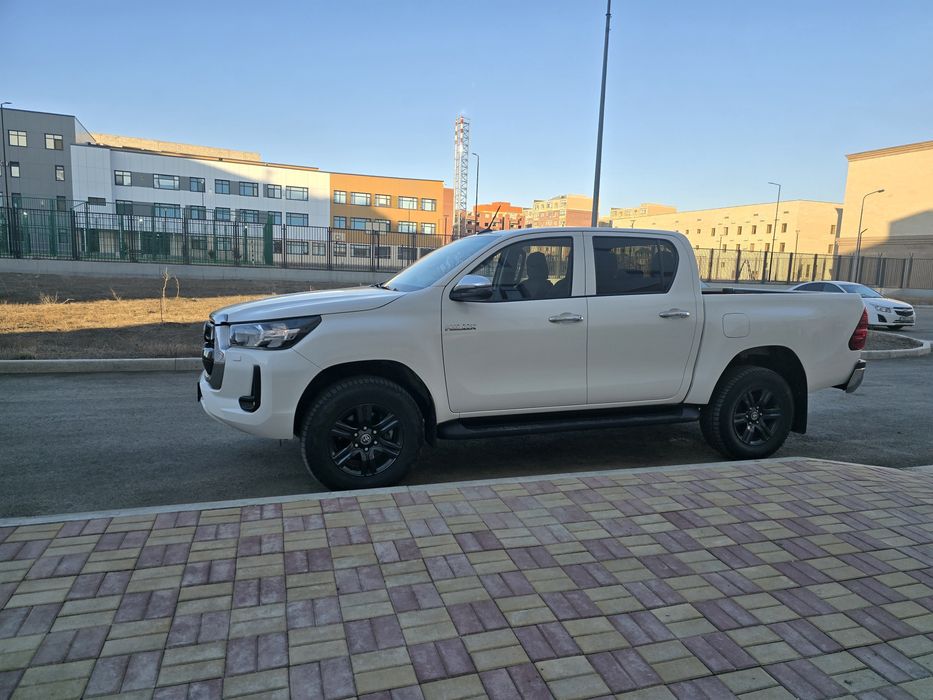 Аренда пикап TOYOTA HILUX