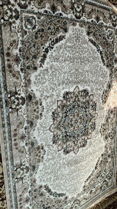 Продам ковер 2-3