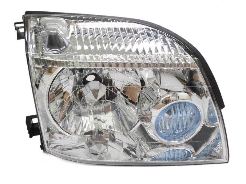 Far stanga/dreapta Nissan X-Trail T30 an 2001-2007 , faruri noi