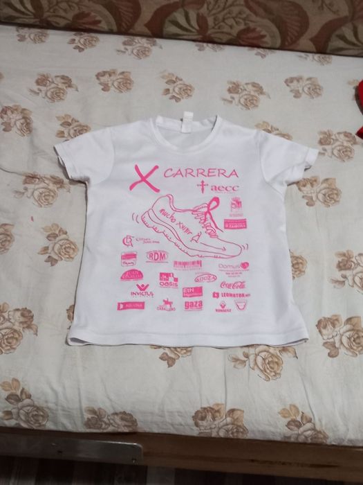 Vând  haine ptr copii în stare bună fete băiat