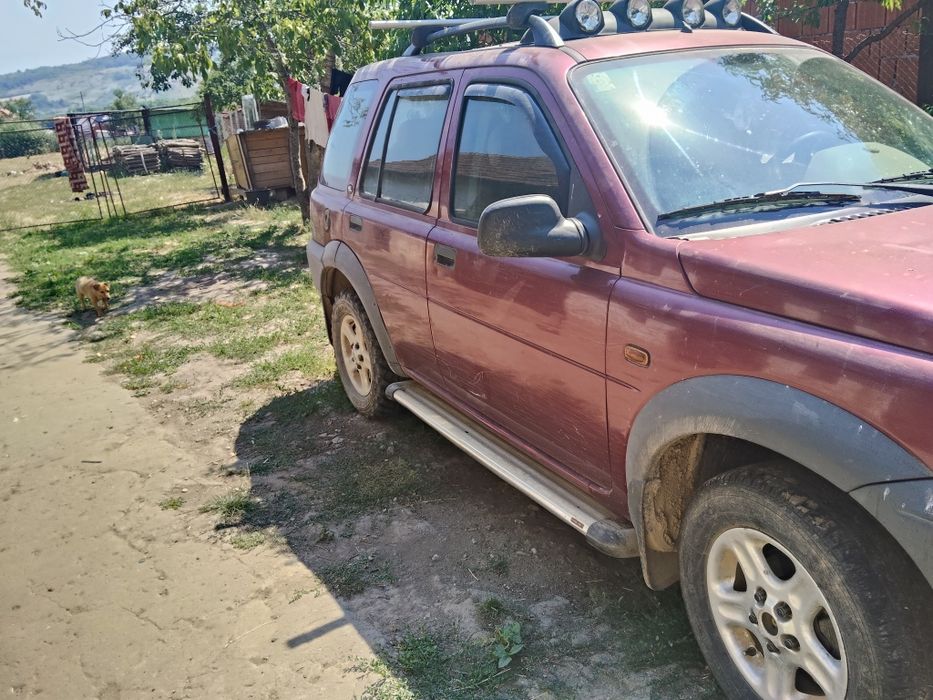 Vând Land Lovar  mai multe detalii la Nr de telefon