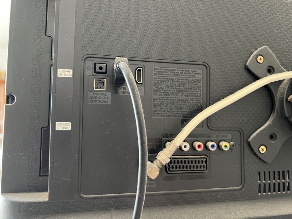 Телевизор Samsung 28" (UE28H4000) — LED TV