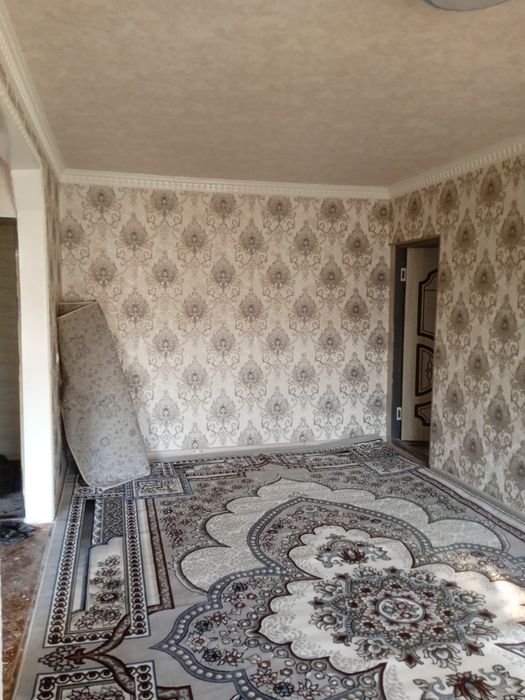 Sharoiti zoʻr issiq suv sovuq suv gaz bor