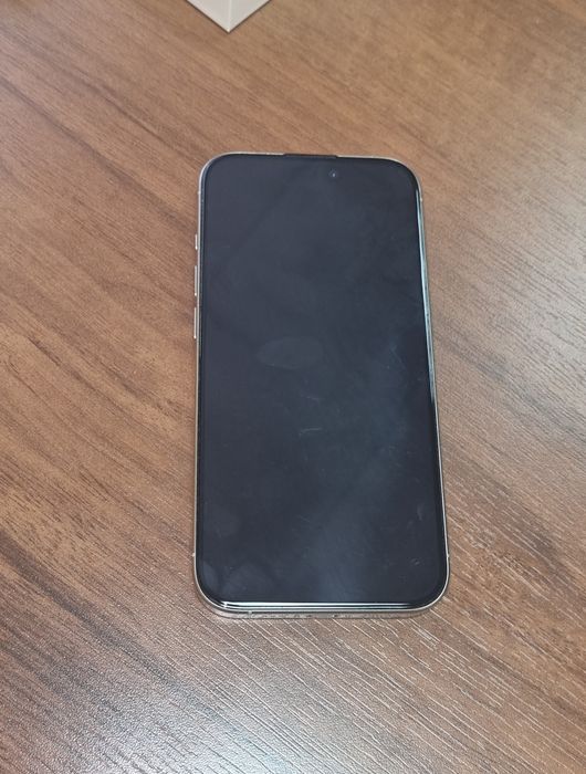 Apple  IPhone 15 pro 256