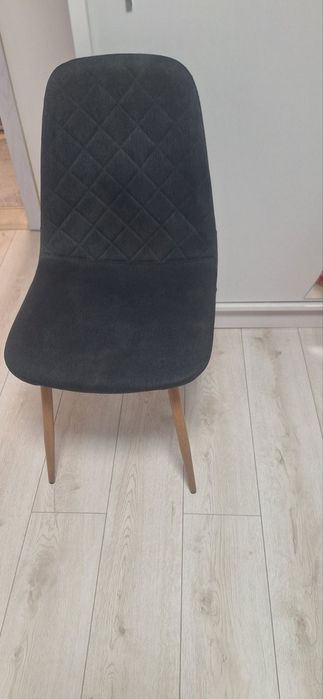 Трапезни столове 4 броя