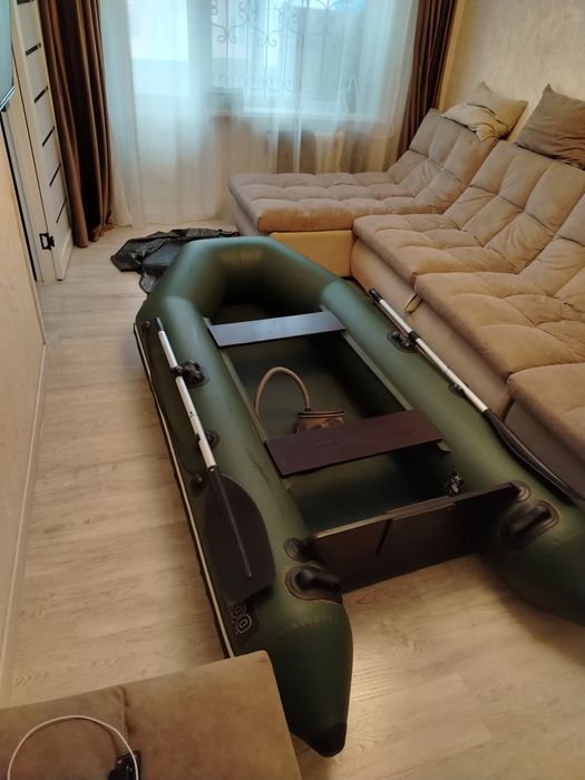 Продам лодку Аква 2800 б/у