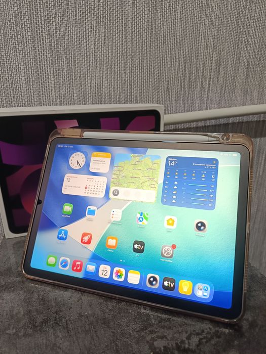 iPad air 5th gen 64gb + apple pencil