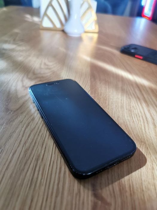 iPhone 15 128gb!
