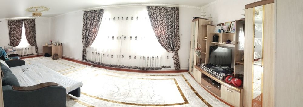 Үи сатылады жакеев 38