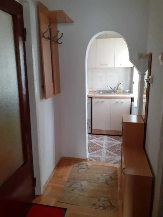 Apartament cu 3 camere decomandate