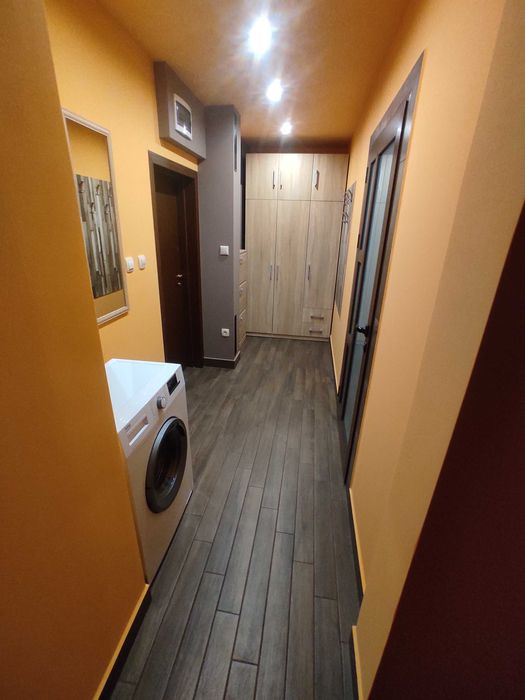 Продава се Едностаен апартамент в Перник, Изток - 45 кв.м за 1983 €/кв.м - Снимка #15