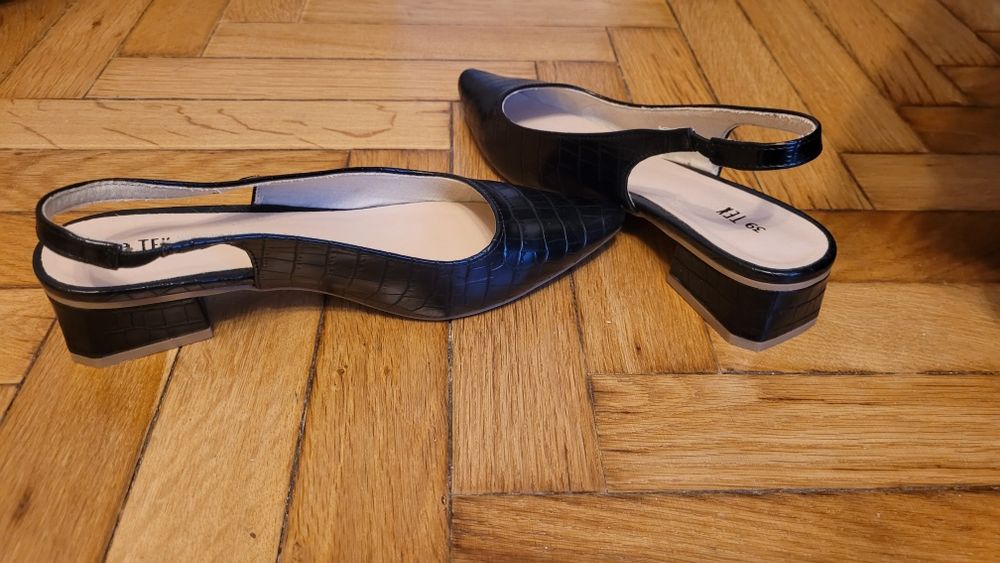 Sandale piele masura 39