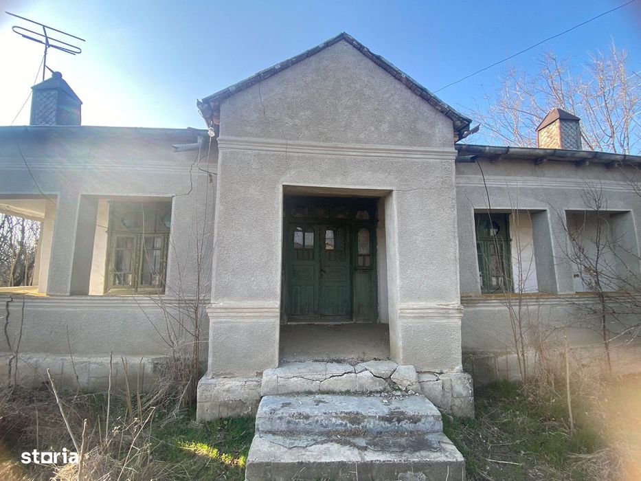 Casă de vânzare, 4 camere, teren 6097 mp Cilibia