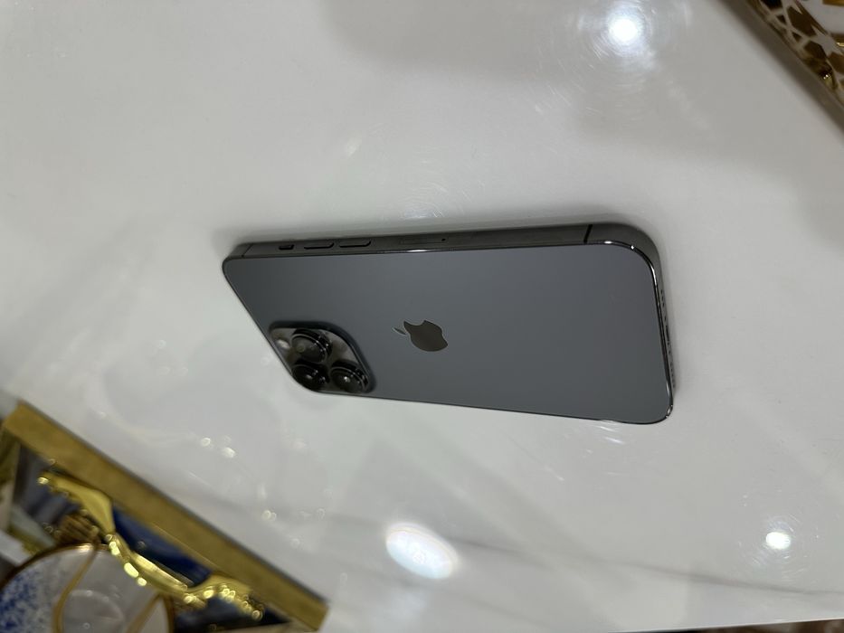 iphone 13 pro в идеальном состояний!