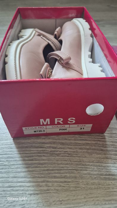 Sandale și balerini fetite