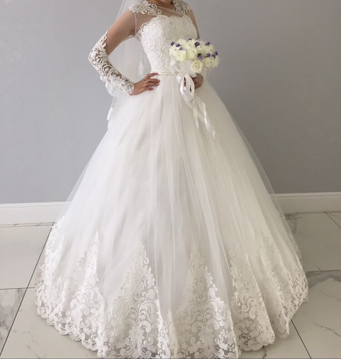 Продам свадебный платье